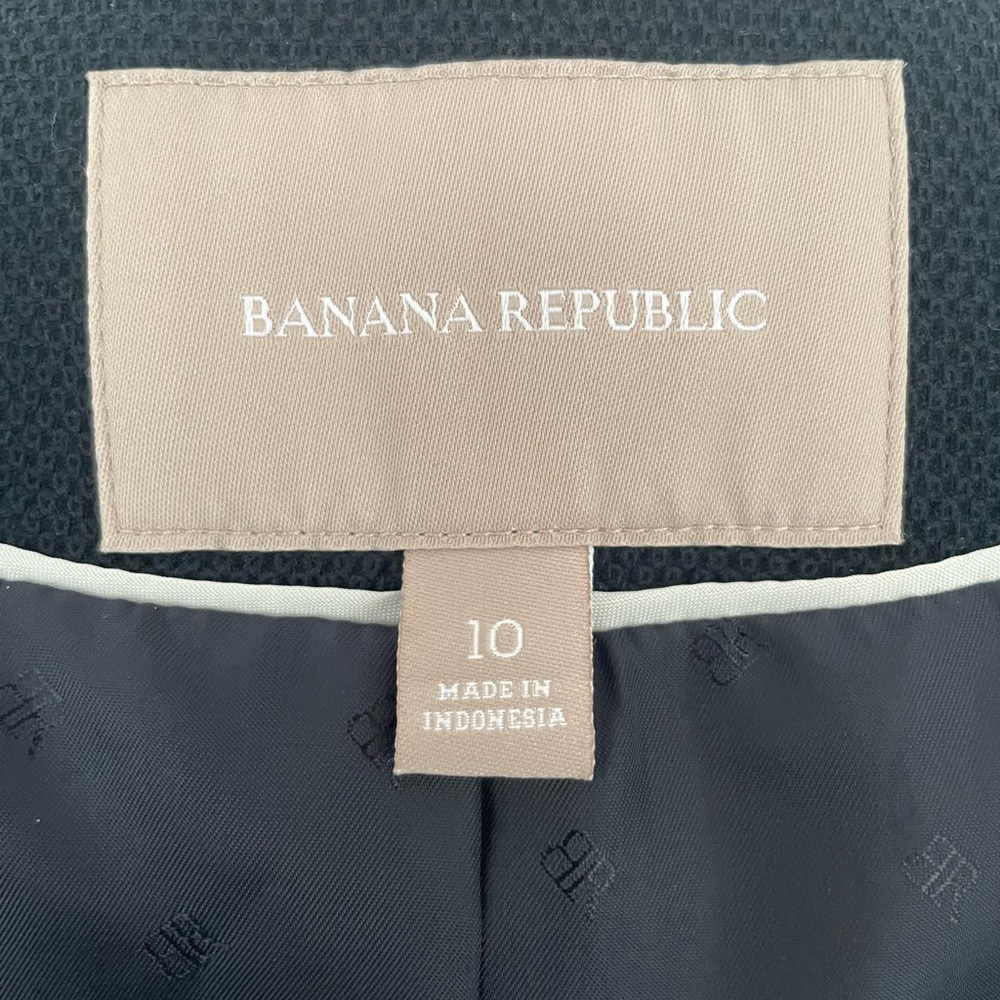 Banana Republic Navy Tweed Gold Rimmed Jacket - Picture 5 of 6